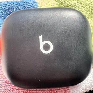 Powerbeats Pro 2 — High-Performance Earbuds — Jet Black